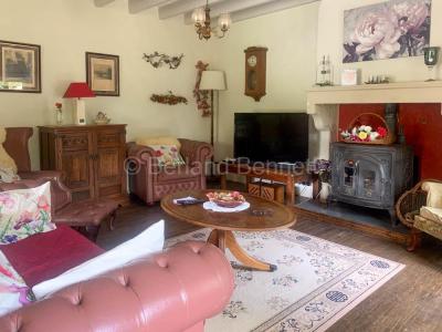 For sale Sauze-vaussais 6 rooms 133 m2 Deux sevres (79190) photo 3