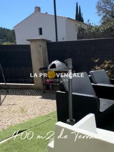 For sale Destrousse 4 rooms 100 m2 Bouches du Rhone (13112) photo 0