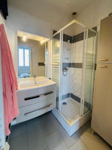 For rent Rennes 3 rooms 68 m2 Ille et vilaine (35000) photo 3