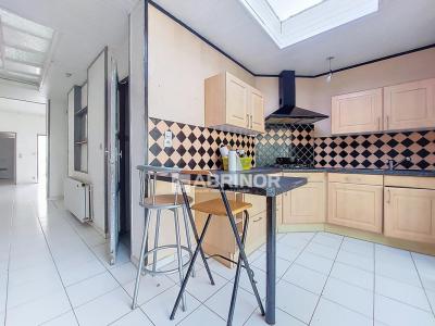 For sale Tourcoing 5 rooms 104 m2 Nord (59200) photo 4