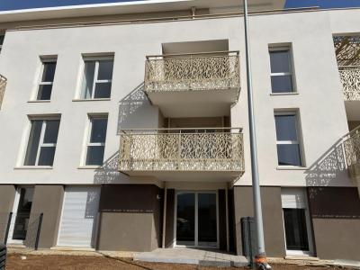 Louer Appartement 38 m2 Hyeres
