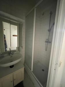 For rent Paris-15eme-arrondissement 1 room 28 m2 Paris (75015) photo 4