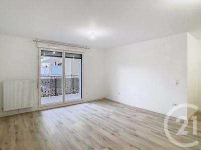 For rent Orly 1 room 30 m2 Val de Marne (94310) photo 0