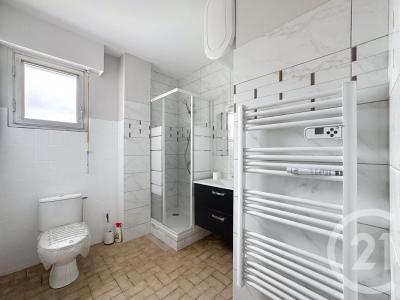 For rent Thiais 1 room 30 m2 Val de Marne (94320) photo 1