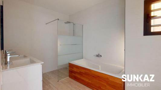 For sale Saint-pierre 4 rooms 104 m2 Reunion (97410) photo 4