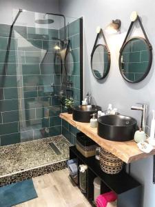 For sale Landivisiau 4 rooms 80 m2 Finistere (29400) photo 2