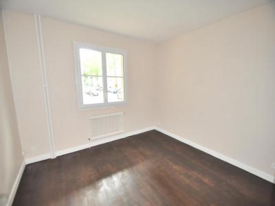 For rent Lyon-3eme-arrondissement 2 rooms 46 m2 Rhone (69003) photo 2