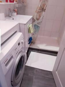 Louer Appartement Paris-15eme-arrondissement 1355 euros
