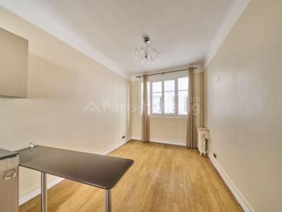 Annonce Location 2 pices Appartement Paris-18eme-arrondissement 75