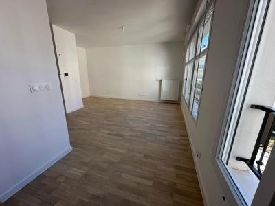 For rent Blanc-mesnil 1 room 29 m2 Seine saint denis (93150) photo 0