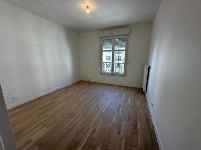 For rent Blanc-mesnil 1 room 100 m2 Seine saint denis (93150) photo 4