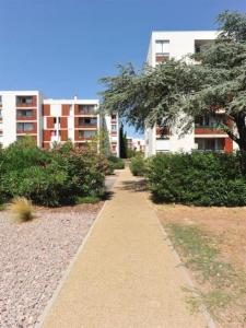 Louer Appartement 48 m2 Frejus