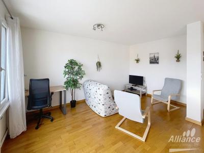 For sale Montbeliard 5 rooms 76 m2 Doubs (25200) photo 1