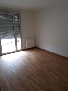 For rent Pont-de-veyle 4 rooms 81 m2 Ain (01290) photo 3