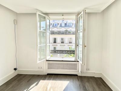 For rent Paris-8eme-arrondissement 135 m2 Paris (75008) photo 2