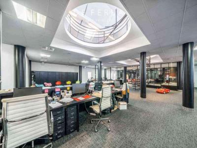 Acheter Bureau 837 m2 Paris-14eme-arrondissement