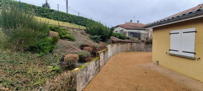 For sale Violay 5 rooms 112 m2 Loire (42780) photo 3