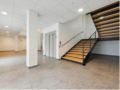 For sale Bron 348 m2 Rhone (69500) photo 0