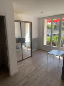 For rent Villeurbanne 1 room 24 m2 Rhone (69100) photo 1