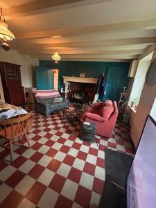 For sale 8 rooms 104 m2 Vendee (85390) photo 3