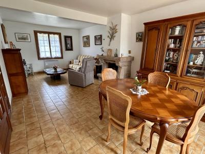 For sale PROCHE COMMERCES 9 rooms 113 m2 Cotes d'armor (22700) photo 3