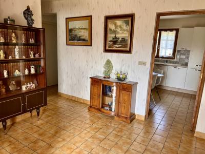 For sale PROCHE COMMERCES 9 rooms 113 m2 Cotes d'armor (22700) photo 4