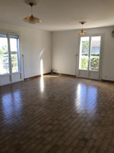 For sale AU CALME   SECTEUR RSIDE 7 rooms 86 m2 Gard (30340) photo 2