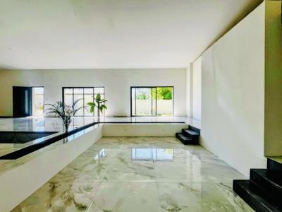 For sale PROXIMIT DU CENTRE VILLE 5 rooms 253 m2 Gard (30290) photo 0