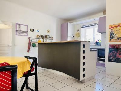 For sale 3KM DE GOUDARGUES 7 rooms 168 m2 Gard (30630) photo 3