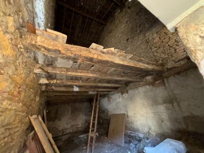 For sale DANS PETIT HAMEAU 52 m2 Saone et loire (71700) photo 4