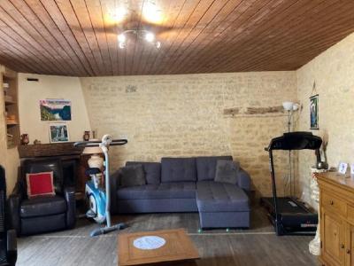 For sale 5 rooms 116 m2 Charente (16700) photo 3