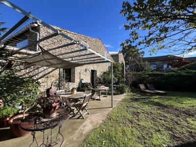 For sale 6 rooms 342 m2 Herault (34210) photo 2