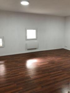 For sale CENTRE VILLAGE 6 rooms 95 m2 Gard (30350) photo 4