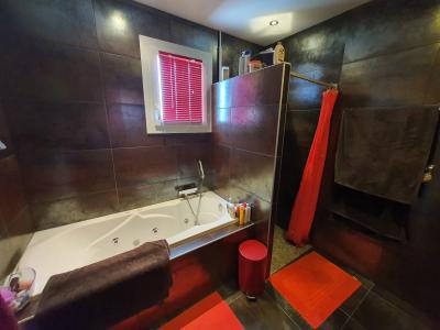 For sale 5 rooms 112 m2 Ain (01320) photo 2