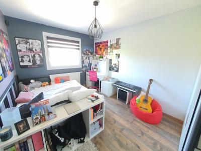 For sale 5 rooms 112 m2 Ain (01320) photo 4
