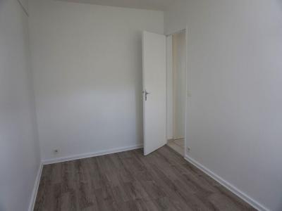 For sale SENS 2 rooms 41 m2 Yonne (89100) photo 3