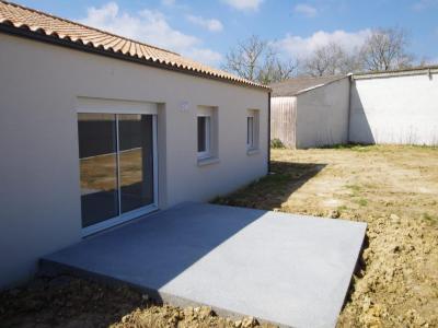 For sale 4 rooms 77 m2 Vendee (85150) photo 2