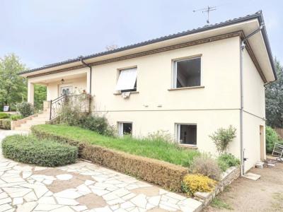 For sale Villeneuve-sur-lot 8 rooms 180 m2 Lot et garonne (47300) photo 0