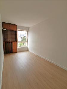 For rent Issy-les-moulineaux 4 rooms 75 m2 Hauts de Seine (92130) photo 3