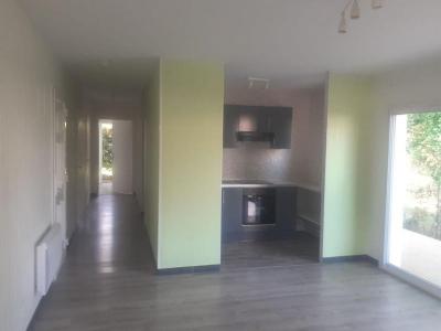 For rent Pessac 4 rooms 80 m2 Gironde (33600) photo 1
