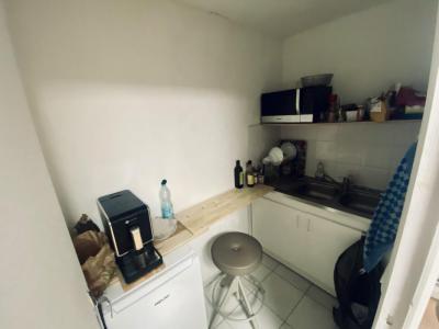 For rent Paris-17eme-arrondissement 48 m2 Paris (75017) photo 2