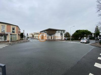 For rent Bruges 62 m2 Gironde (33520) photo 4