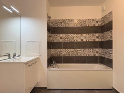 For rent Clamart 2 rooms 52 m2 Hauts de Seine (92140) photo 3
