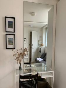 For rent Neuilly-sur-seine 1 room 14 m2 Hauts de Seine (92200) photo 2