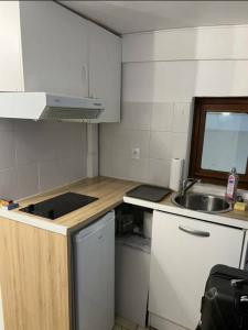 For rent Paris-9eme-arrondissement 1 room 25 m2 Paris (75009) photo 0