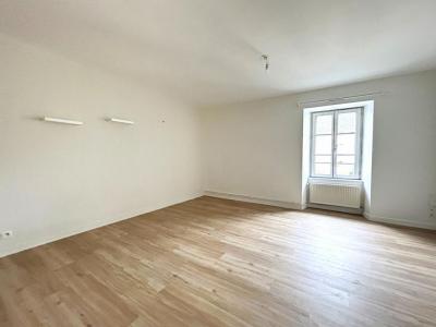 For rent Breal-sous-montfort 2 rooms 50 m2 Ille et vilaine (35310) photo 1