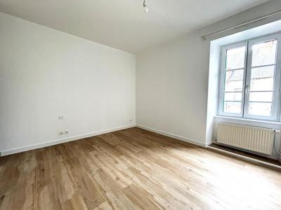 For rent Breal-sous-montfort 2 rooms 50 m2 Ille et vilaine (35310) photo 3
