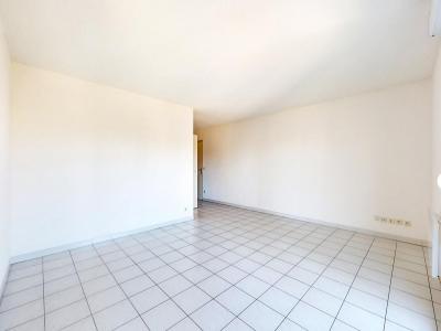 For rent Avignon 2 rooms 48 m2 Vaucluse (84000) photo 3