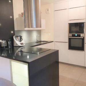 For rent Paris-15eme-arrondissement 2 rooms 43 m2 Paris (75015) photo 2