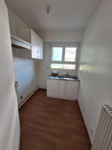 For sale Noisy-le-grand 2 rooms 44 m2 Seine saint denis (93160) photo 3